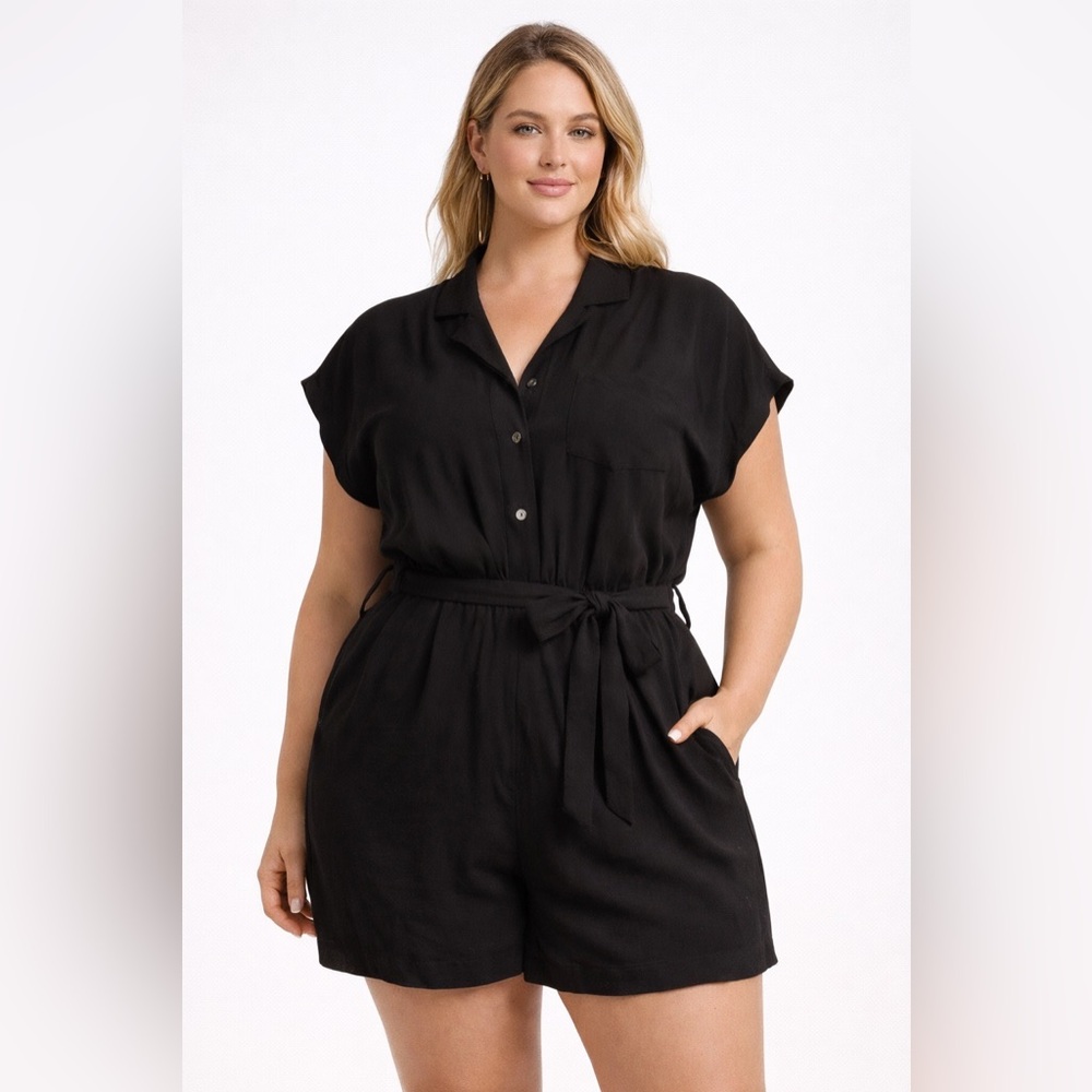 Wilfred Free Black Romper Women's
Size Large Tie Waist Short Sleeve